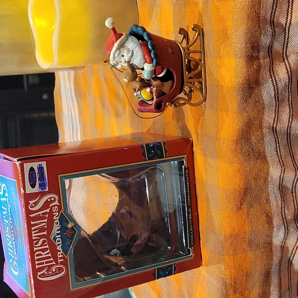 5 For 25.00/Lustre Fame 1992 Vintage Santa Sled Orn.,NIB
